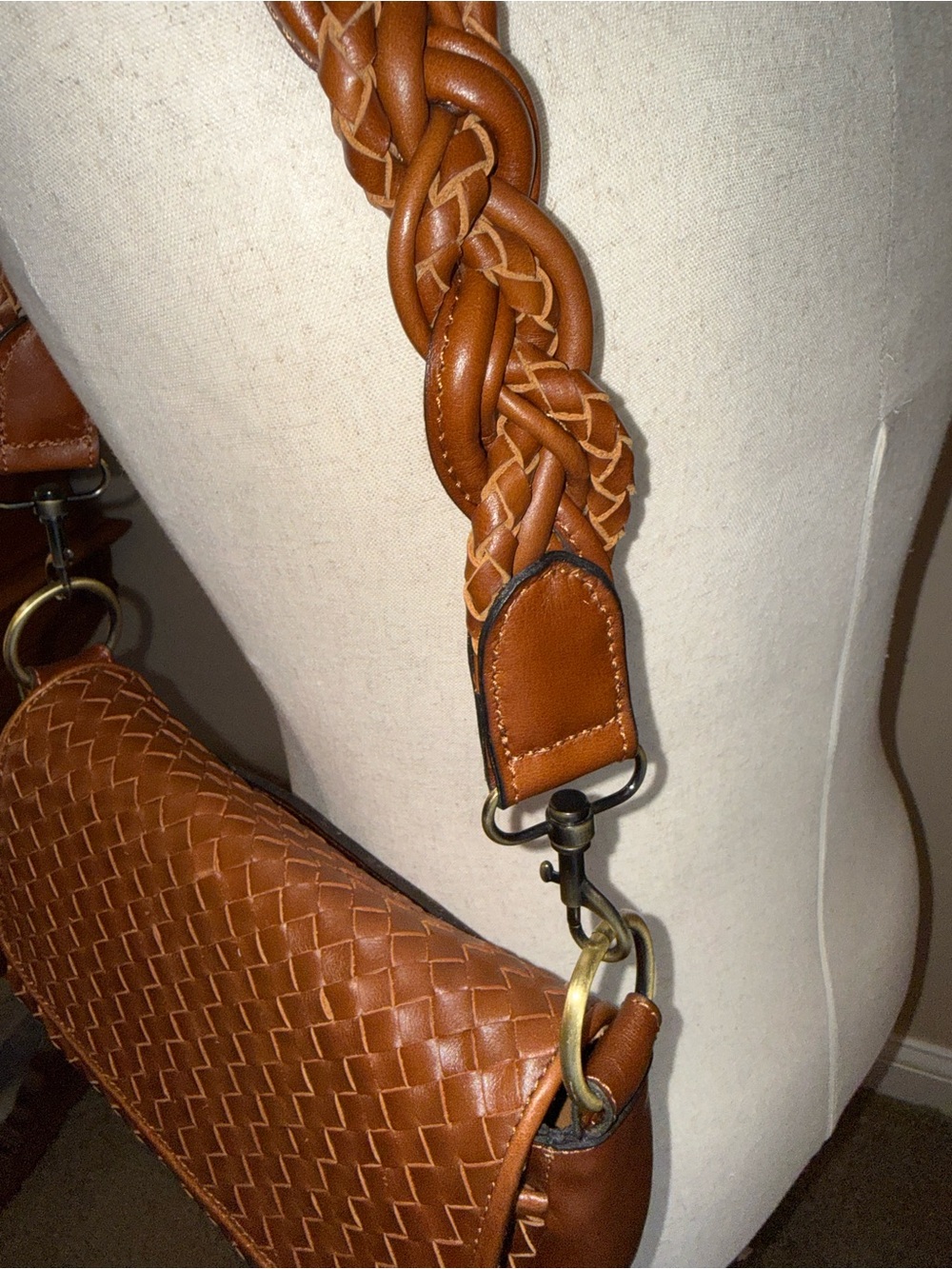 Patricia Nash Chestnut Braided Leather Shoulder Bag - Picture 3 of 8